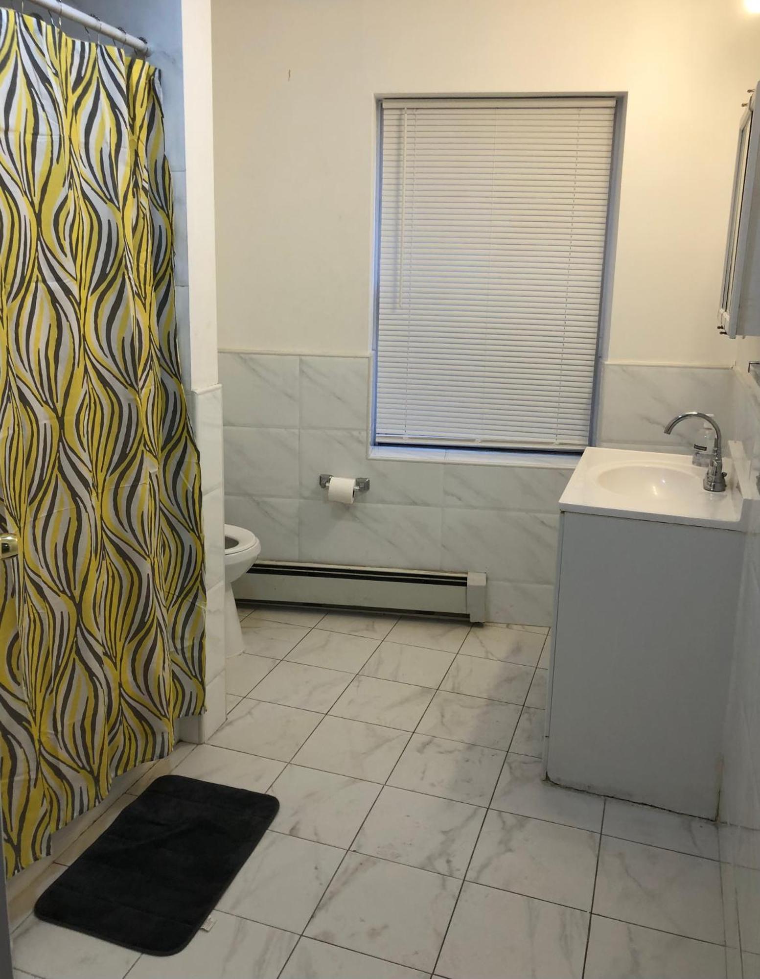 Large And Private Apartment Can Sleep Up To 8 People Comfortably With Direct Nyc Manhattan Train Only 5 Minute Walk Away Elizabeth Exterior foto