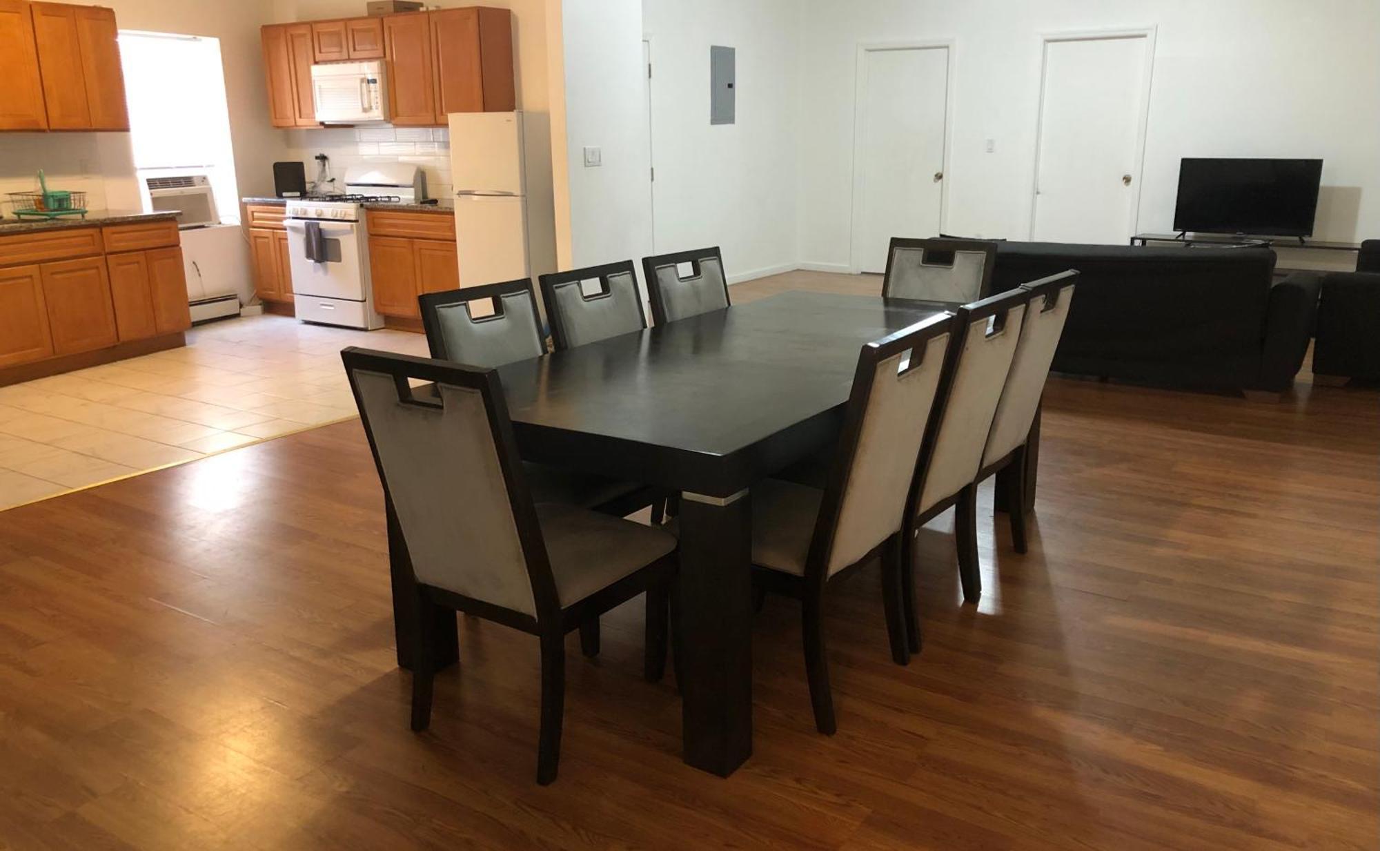 Large And Private Apartment Can Sleep Up To 8 People Comfortably With Direct Nyc Manhattan Train Only 5 Minute Walk Away Elizabeth Exterior foto